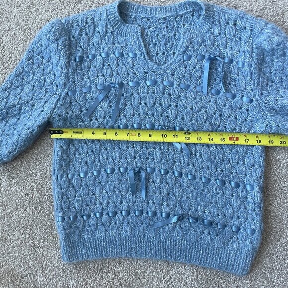 Vintage Silhouette Hand Knitted Short Sleeve Sweater with Basket Weave - Picture 9 of 10